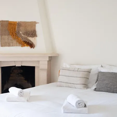 Outsite - Work, Connect, Explore 4* サグレス