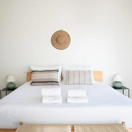 ゲストハウス Outsite - Work, Connect, Explore 4*