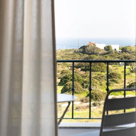 Outsite - Work, Connect, Explore サグレス