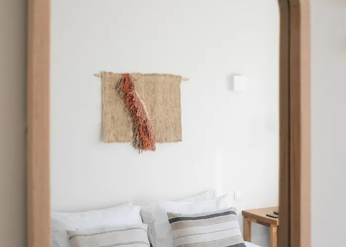 Outsite - Work, Connect, Explore Sagres