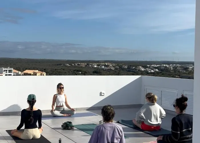 Outsite - Work, Connect, Explore Affittacamere Sagres