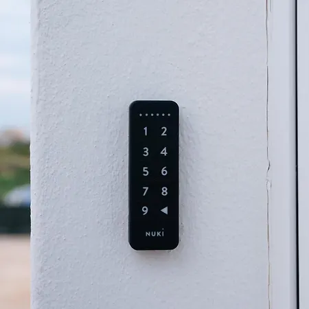 Outsite - Work, Connect, Explore 4* סאגרש